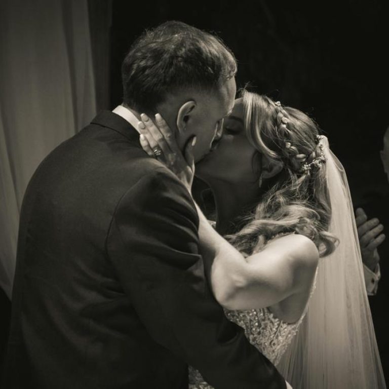 Wedding-celebration-d25b22313ea9463ca086eaca48c50a8e