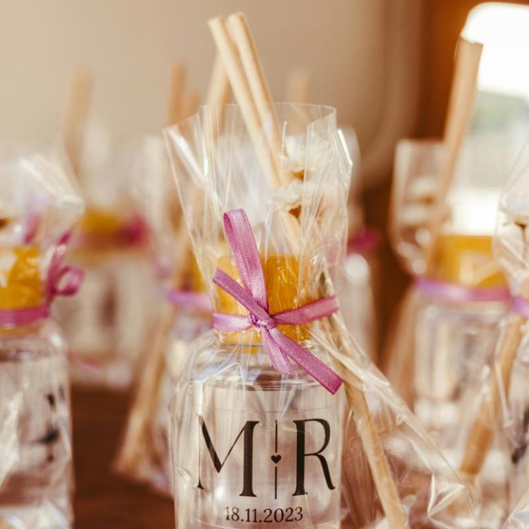 wedding-favors-4e4a427004b24a19a42e24dc75916594